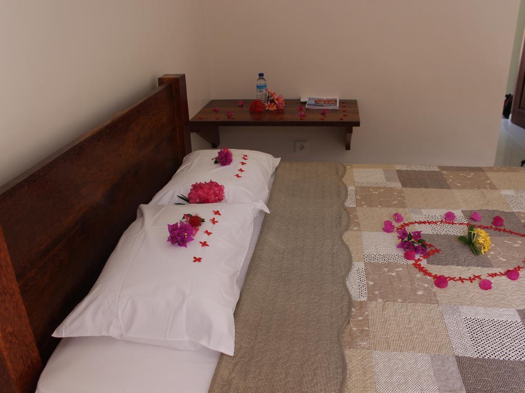 Kampoeng Senggigi Hotel Mangsit Ngoại thất bức ảnh