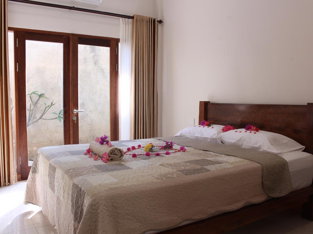 Kampoeng Senggigi Hotel Mangsit Ngoại thất bức ảnh