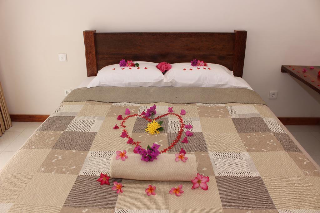 Kampoeng Senggigi Hotel Mangsit Ngoại thất bức ảnh