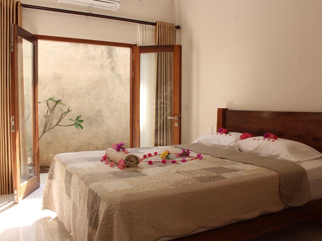 Kampoeng Senggigi Hotel Mangsit Ngoại thất bức ảnh